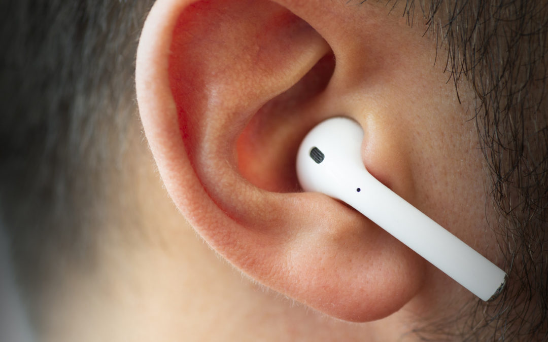 AirPod Malfunction Causes Eardrum Rupture, Hearing Loss